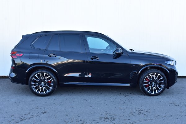 car-img