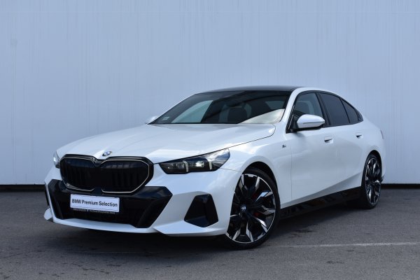 car-img