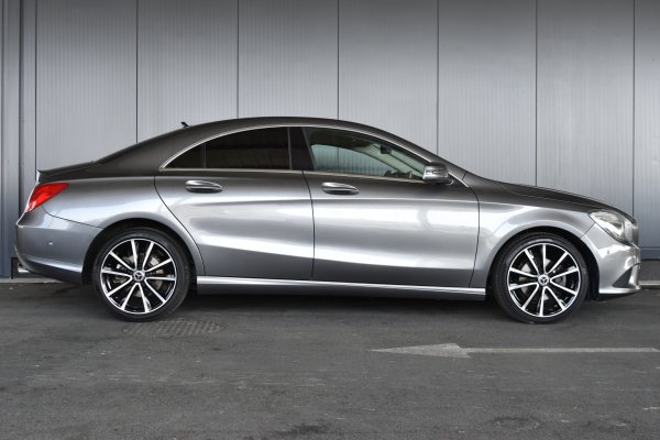 car-img
