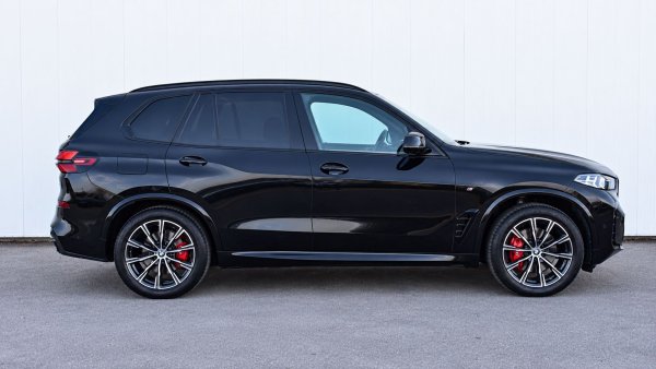 car-img